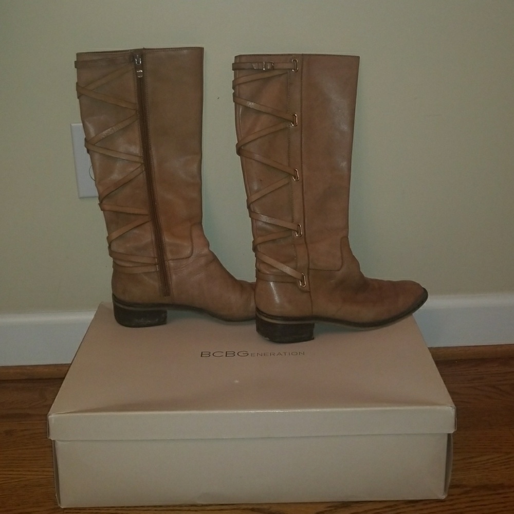 BCBGeneration Brown leather boots 9M - Picture 1 of 8